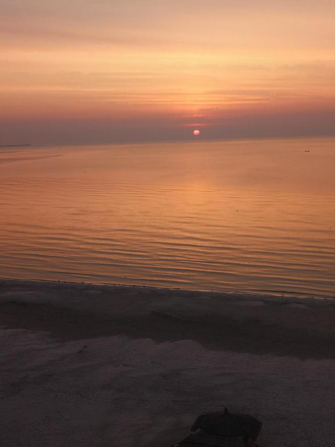 Promenada Beach Residence Năvodari Buitenkant foto
