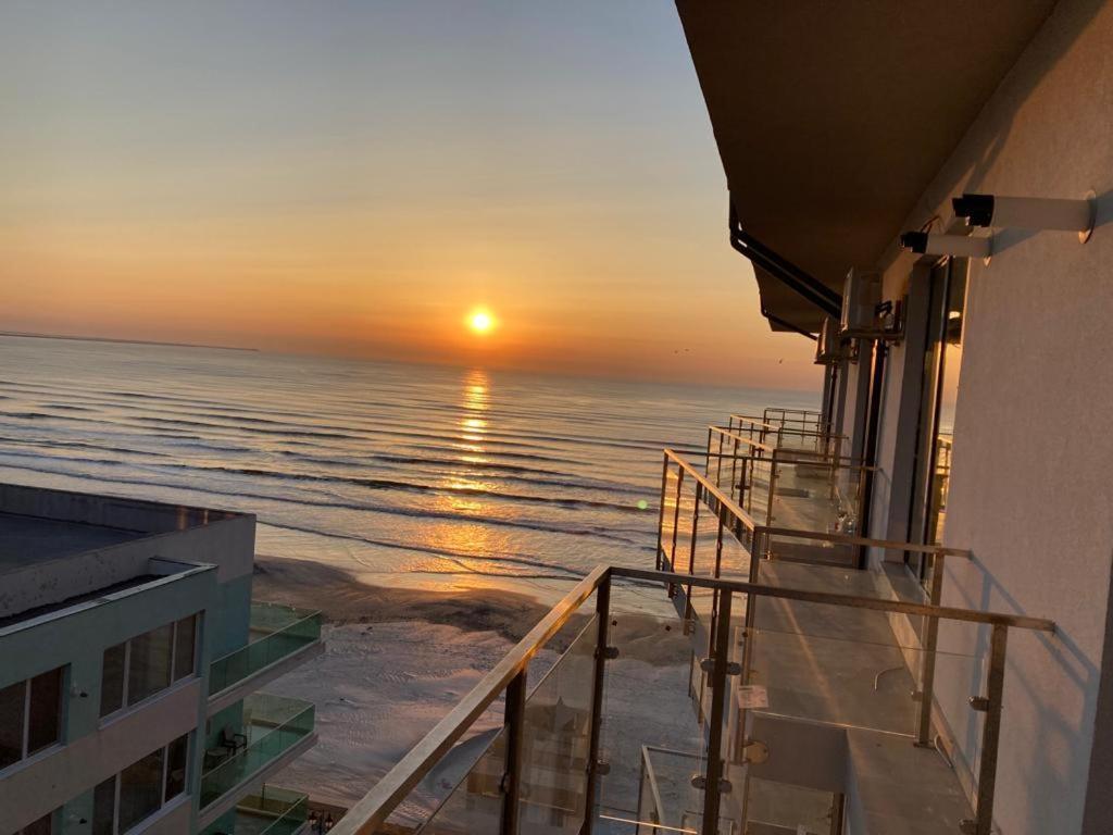Promenada Beach Residence Năvodari Buitenkant foto